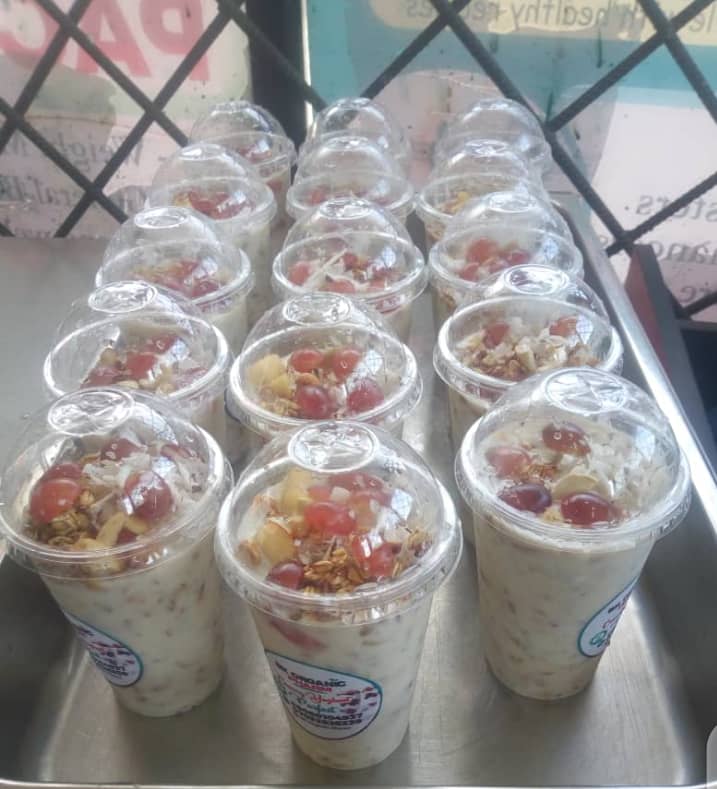 Fruit and granola yogurt parfait cups
